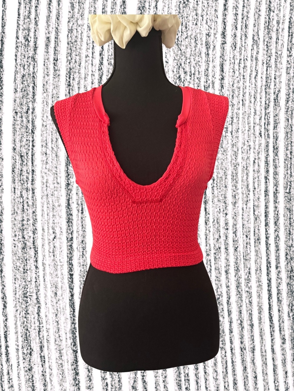 Urban Outfitters Red Knit Scoop Neck Sleeveless Crop Top
